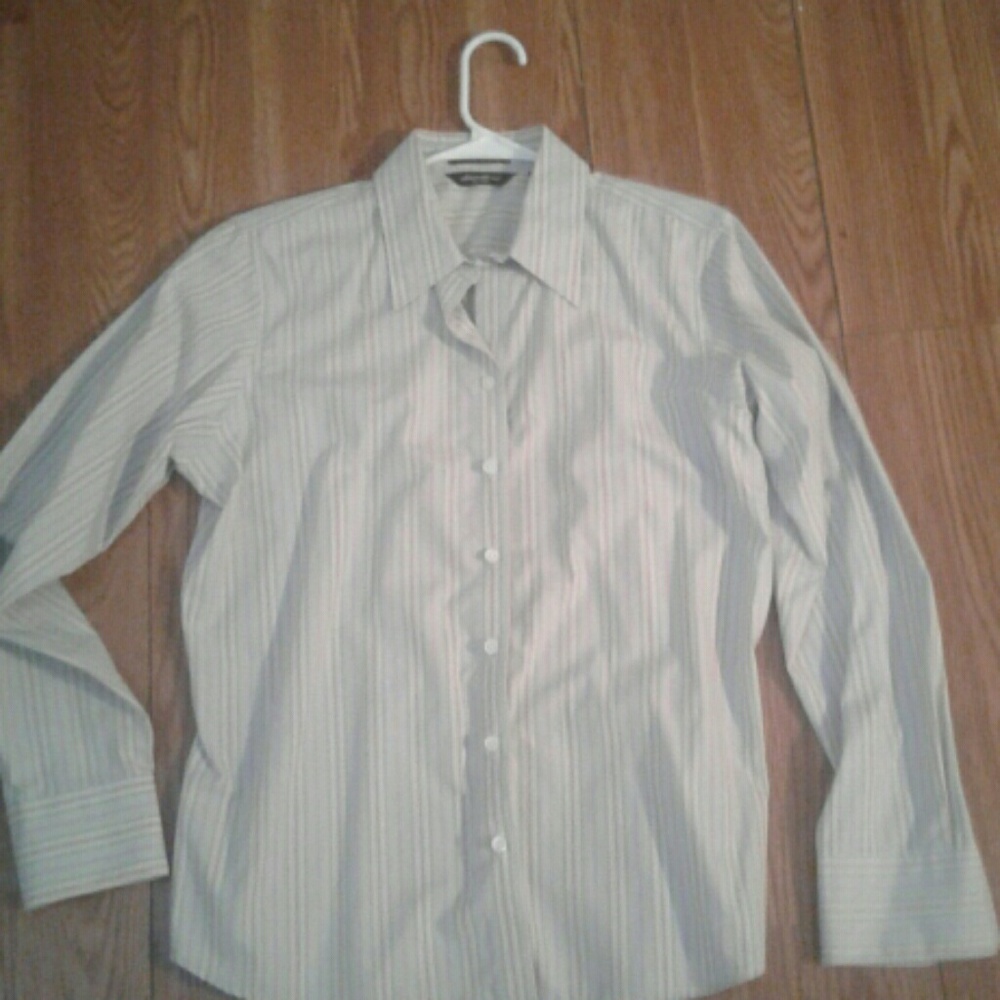 Eddie Bauer Women Button Up Shirt Top